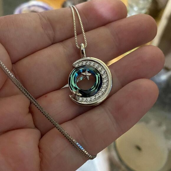 Moon & Star Blue Green Austrian Crystal Necklace - Picture 1 of 4